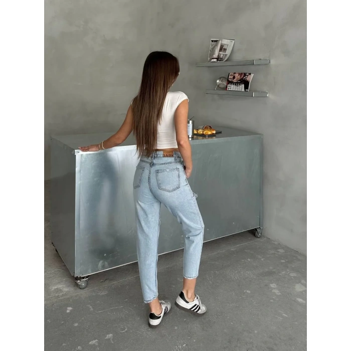 Mavi Yırtık Mom Jean Pantolon