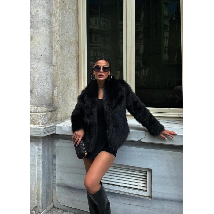 Siyah Şal Yaka İçi Astarlı Kürk Kaban