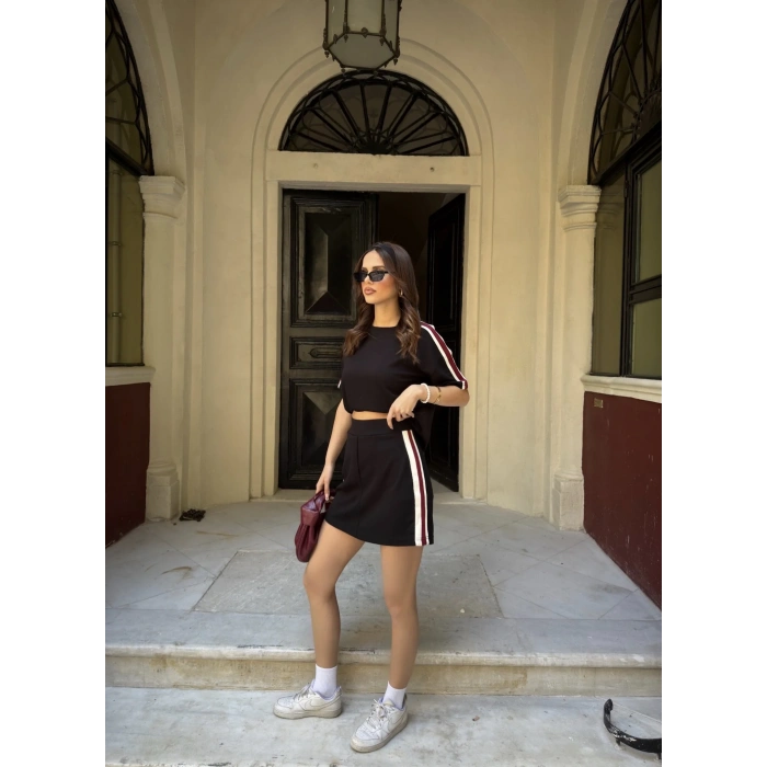 Siyah Şeritli Şort Etekli Modal Takım