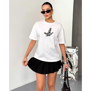 Beyaz BYMN Rahat Kalıp Penye Tshirt