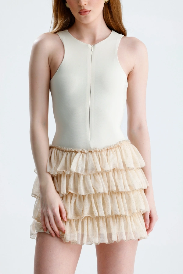 Nora Şortlu Mini Simli Fırfırlı Elbise