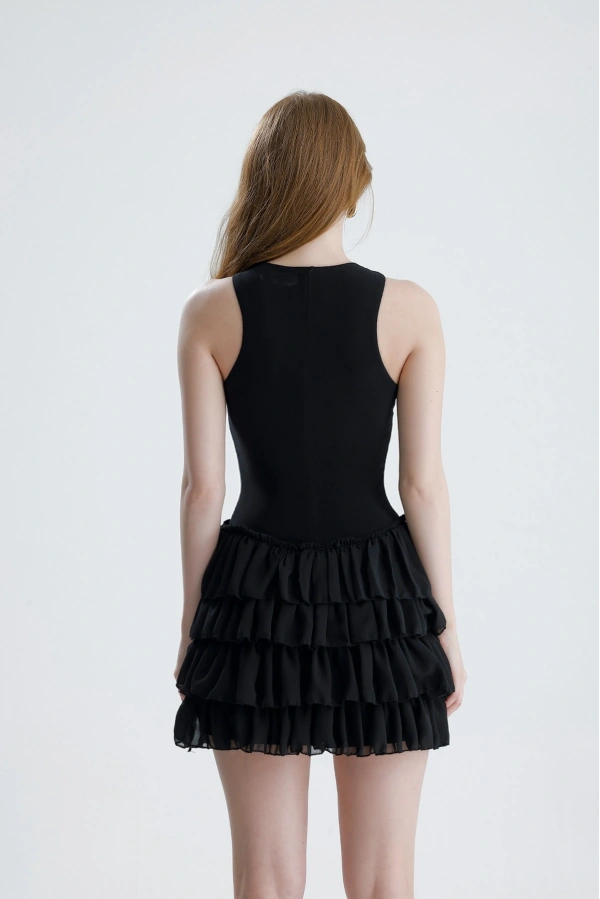 Nora Şortlu Mini Fırfırlı Siyah Elbise