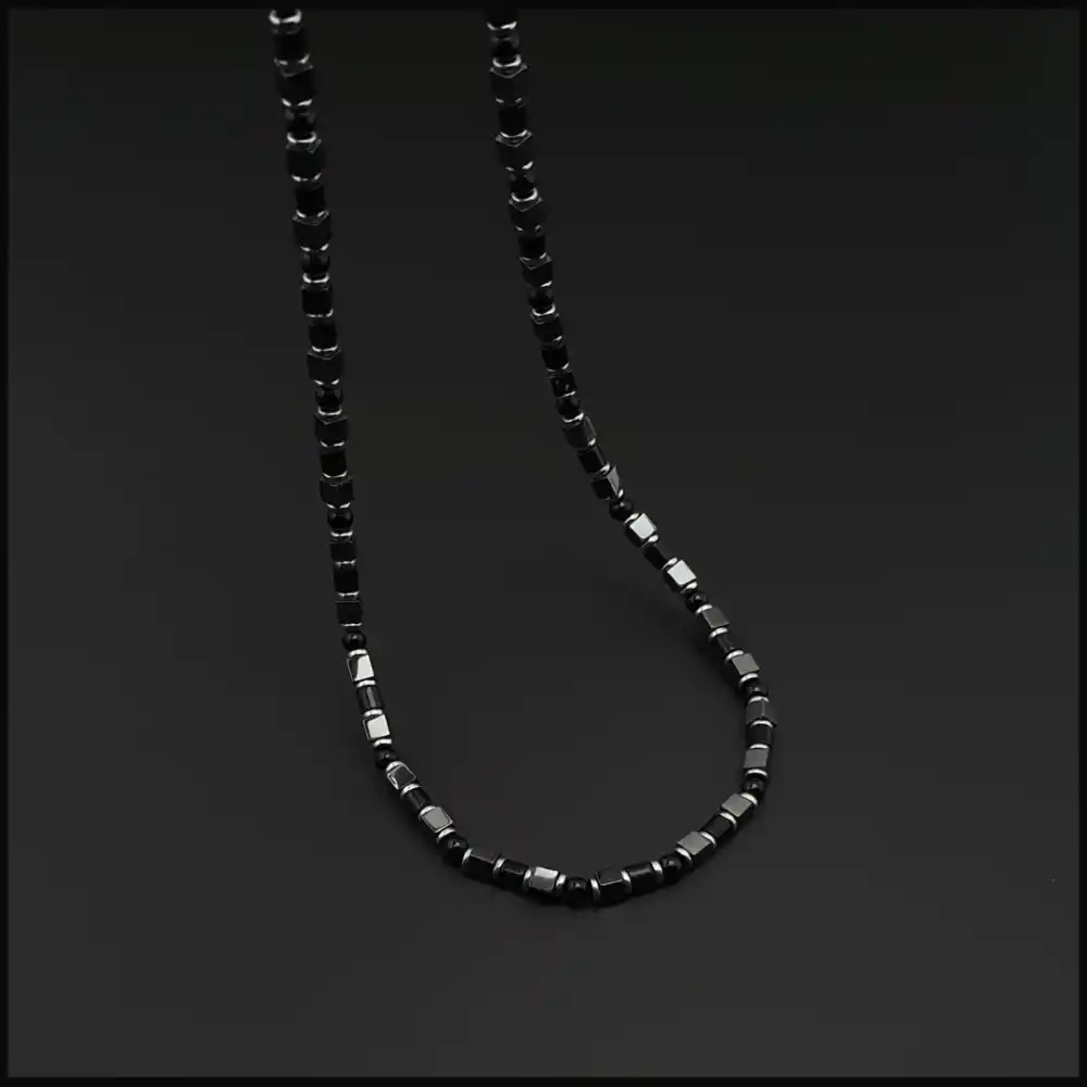 Küp Hematit ve Akik Taşı Kolye