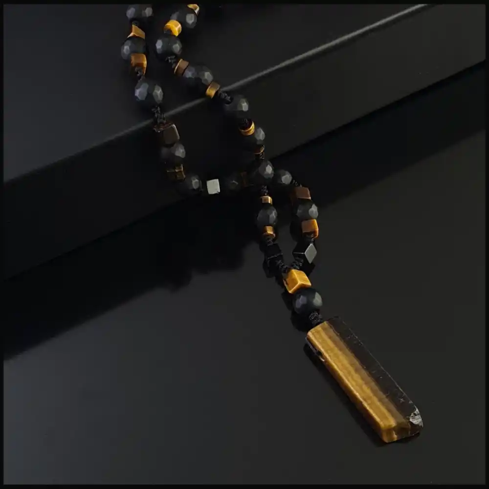 Kaplan Gözü Uçlu Bohem Kolye