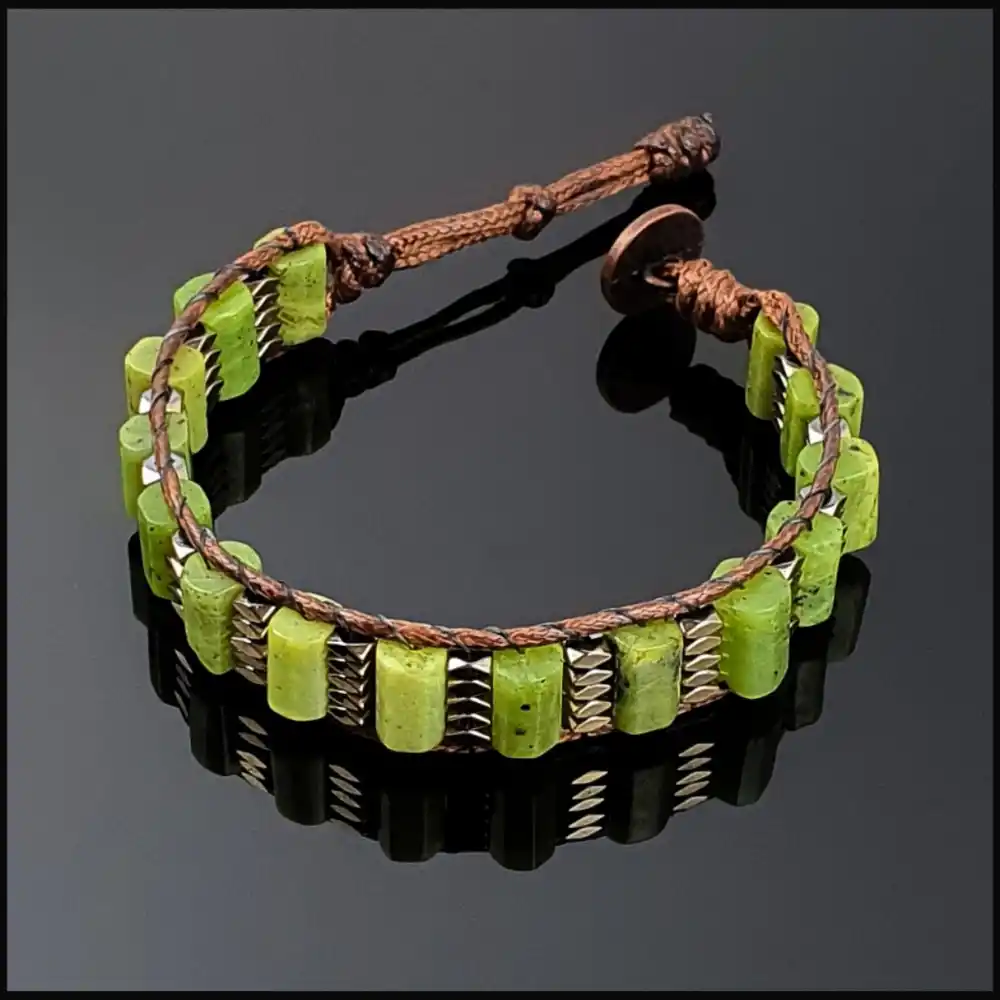 Yeşim Taşı Köşeli Silindir Bileklik