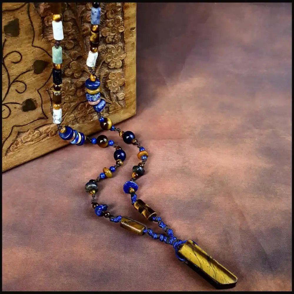 Kaplan Gözü Uçlu Bohem Kolye