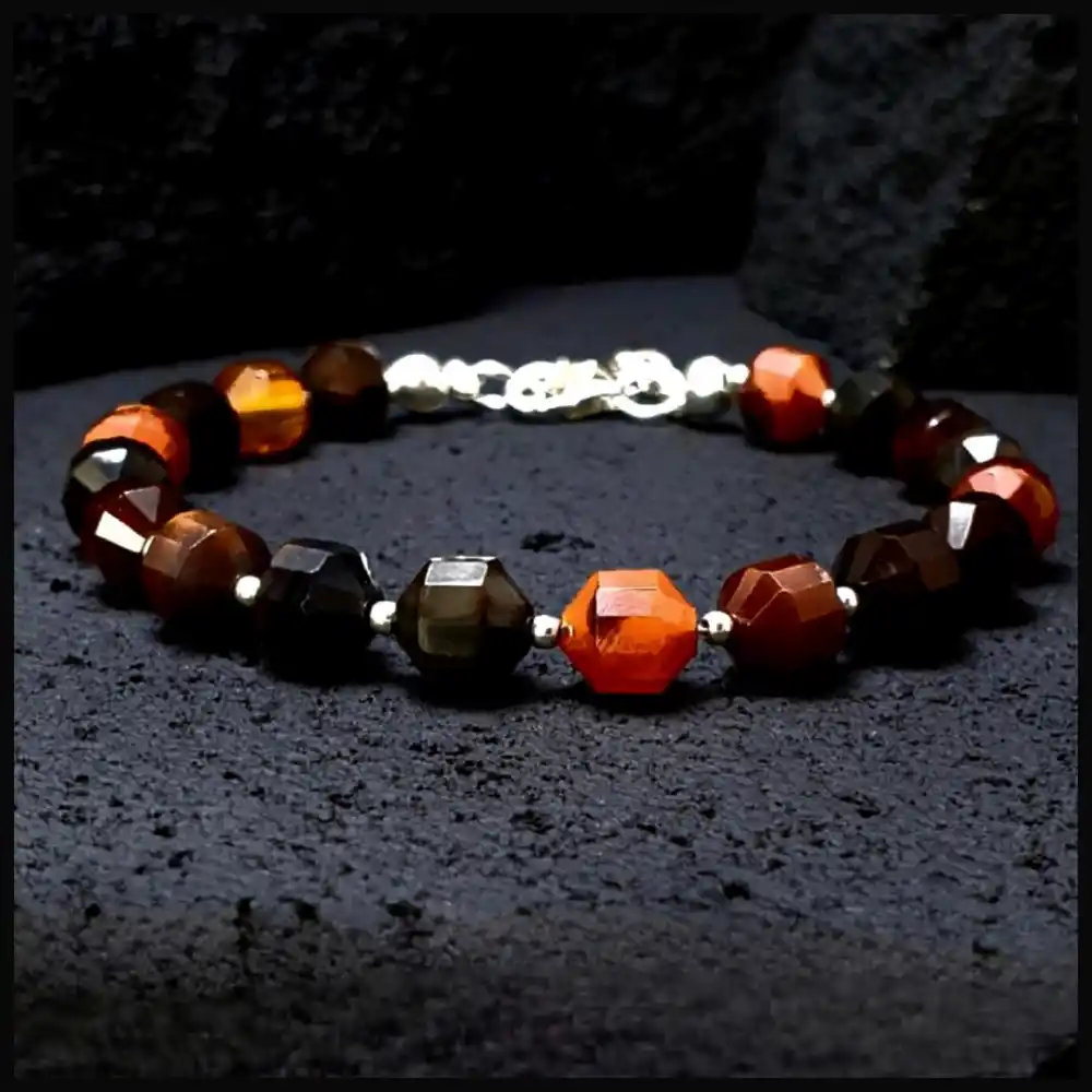 Pırlanta Kesim Kırmızı Akik Gümüş Bileklik