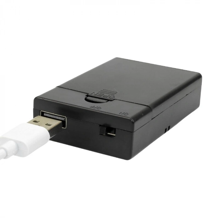 3lü AA Pil Yuvası - USB Çıkışlı