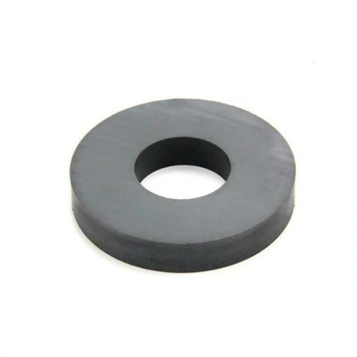 Halka Mıknatıs 17xD7x3mm Seramik Ferrit Magnet