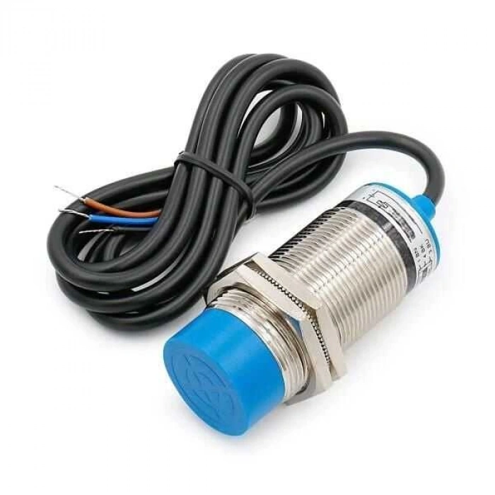 LJ24A3-10-Z/AY 6-36V 10mm PNP NC Endüktif Mesafe Sensörü