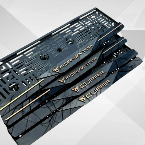 3D Kabartmalı Akrilik Avrupa Plaka Çerçevesi - Seat Leon & Cupra Uyumlu Aksesuarı (2x, 520x110mm)