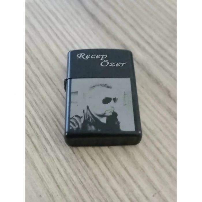 KENDİN TASARLA FOTOĞRAFLI İSME ÖZEL ÇAKMAK