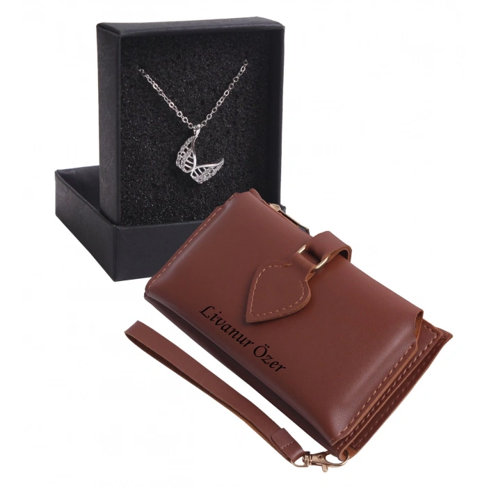 KİŞİYE ÖZEL TABA RENK MAÇA MODEL CÜZDAN & MELEK KANATLAR KOLYE SET - ANAHTARLIK HEDİYELİ!