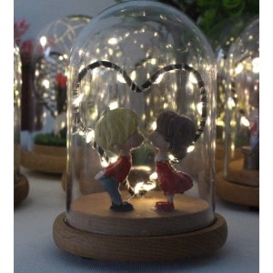 HEDİYELİK TATLI ÇİFT FİGÜRLÜ AHŞAP FANUS