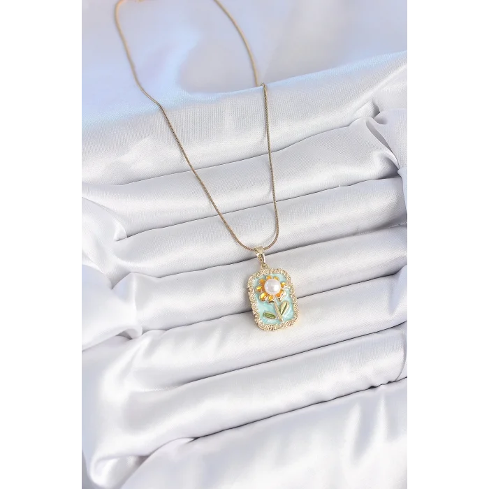 316L Çelik Gold Renk Zincir Mavi Mineli İncili Papatya İşlemeli Portre Model Kadın Kolye