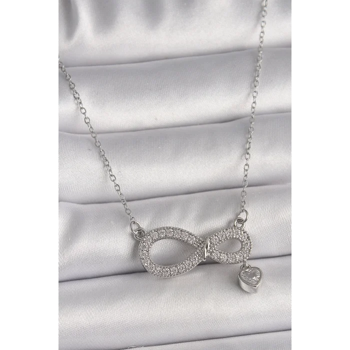 316L Çelik Gümüş Renk Zincir Zirkon Taşlı Sonsuzluk Model Taşlı Kalp Detay Kadın Kolye