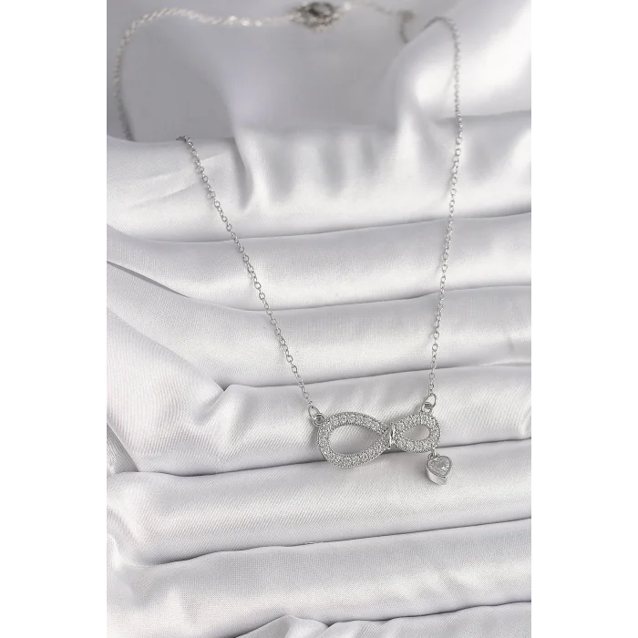 316L Çelik Gümüş Renk Zincir Zirkon Taşlı Sonsuzluk Model Taşlı Kalp Detay Kadın Kolye