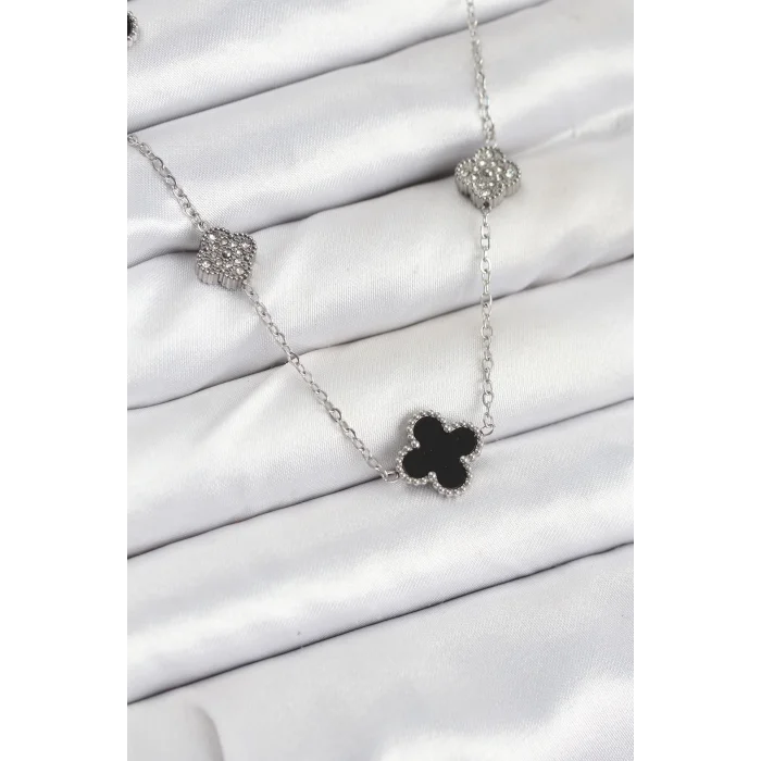 316L Çelik Zincir Gümüş Renk Siyah ve Zirkon Taşlı Yonca Kadın Kolye