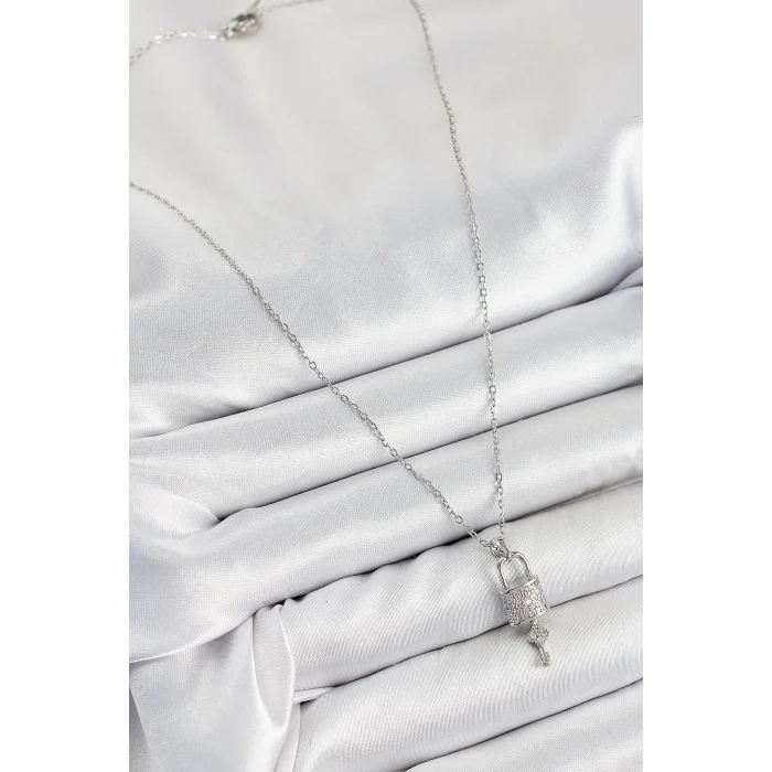 316L Çelik Zirkon Taşlı Kilit Ve Sallantılı Anahtar Model Gümüş Renk Kadın Kolye