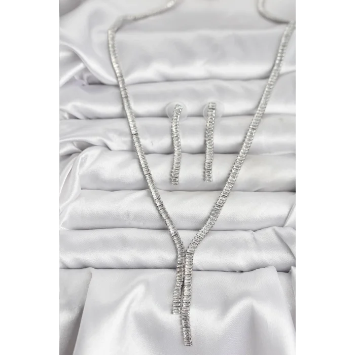 Gümüş Renk Baget Zirkon Taşlı Kadın Kolye Küpe Set