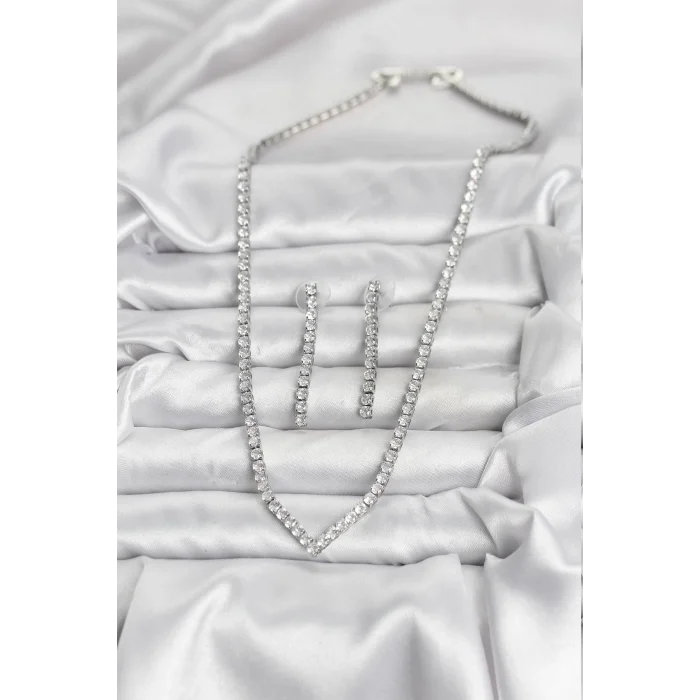 Gümüş Renk Zirkon Taşlı Kadın Kolye Küpe Seti