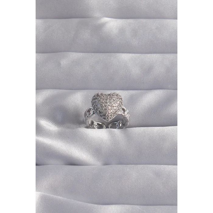 Pirinç Ayarlamalı Gümüş Renk Zirkon Taşlı Bombeli Kalp Yüzük