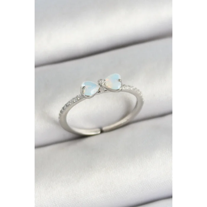 Pirinç Fiyonk Figürlü Zirkon Taşlı Gümüş Renk Ayarlanabilir Kadın Yüzük