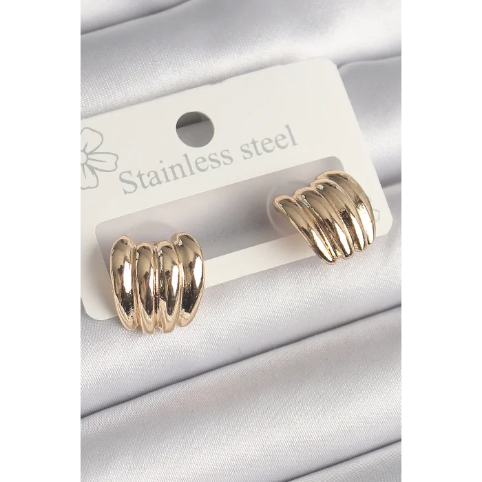 Pirinç Gold Renk İşlemeli Yarım Halka Model Kadın Küpe