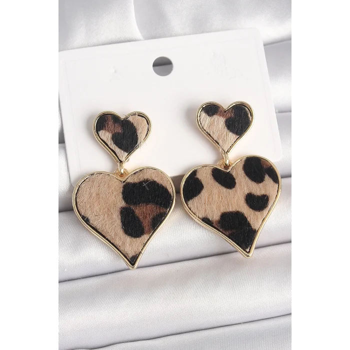 Pirinç Gold Renk Sallantı Leopar Kalp Model Kadın Küpe