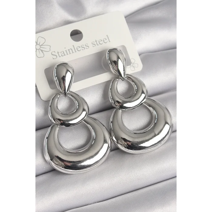 Pirinç Gümüş Renk Damla Detay Sallantı Halka Model Kadın Küpe