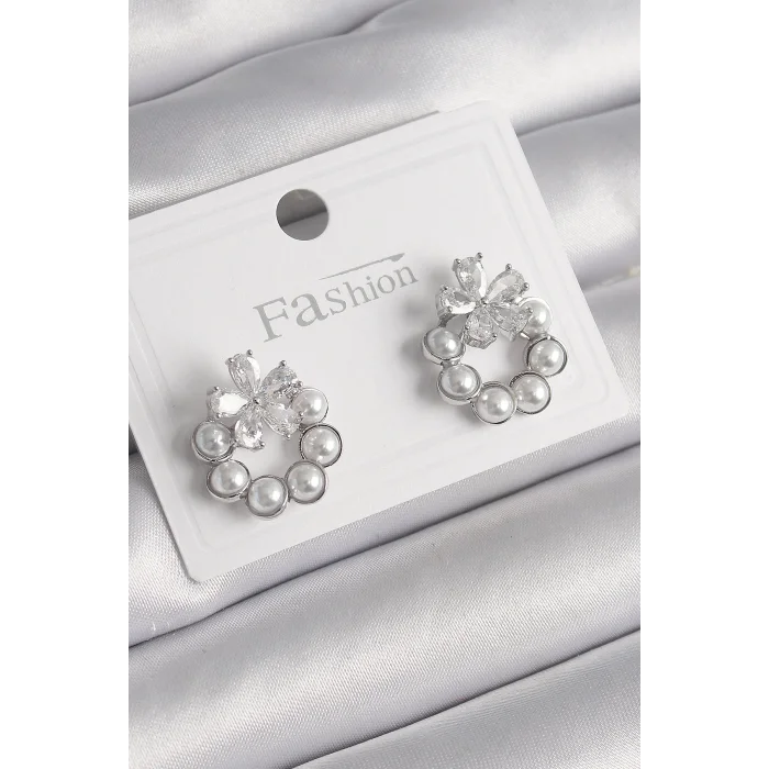 Pirinç Gümüş Renk İncili Halka Model Zirkon Taşlı Çiçek Detay Kadın Küpe