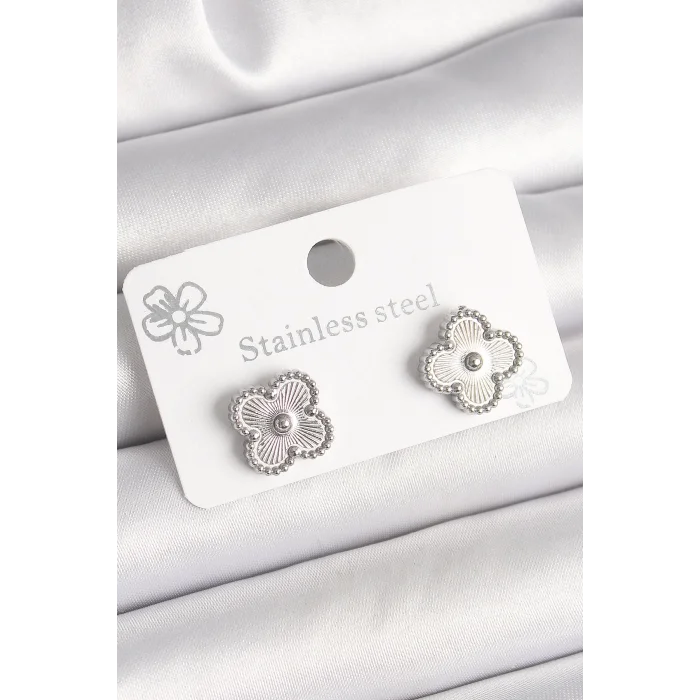 Pirinç Gümüş Renk İşlemeli Yonca Model Kadın Küpe