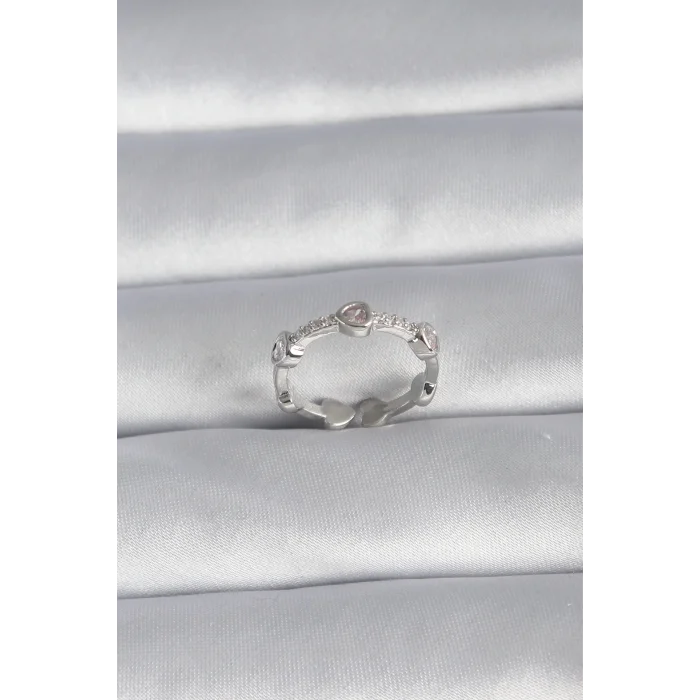 Pirinç Gümüş Renk Kalp Model Zirkon Taş Detay Kadın Yüzük