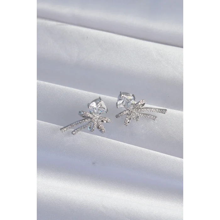 Pirinç Gümüş Renk Kare Zirkon Taşlı Fiyonk Küpe