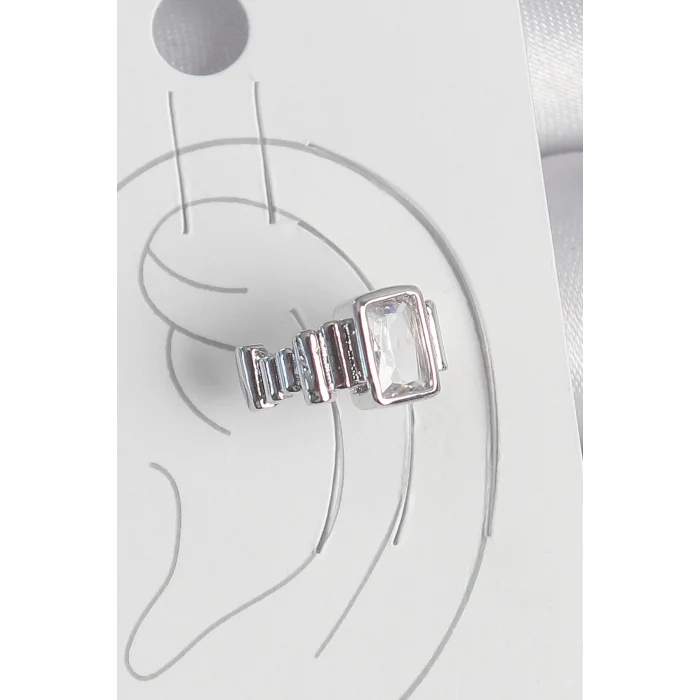 Pirinç Gümüş Renk Kare Zirkon Taşlı Kadın Kıkırdak Model Küpe