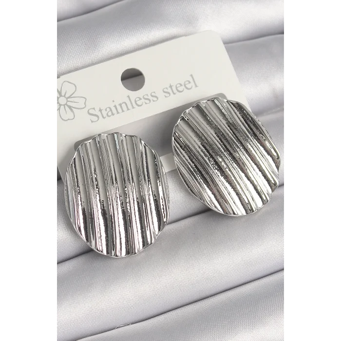 Pirinç Gümüş Renk Sallantı İşlemeli Daire Plaka Model Kadın Küpe