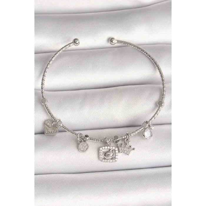 Pirinç Gümüş Renk Sallantı Zirkon Taşlı Ayıcık Figür Taç Detay Charm Kadın Bileklik