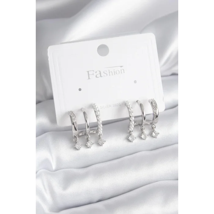 Pirinç Gümüş Renk Zirkon Taş Detay İncili Kadın Küpe