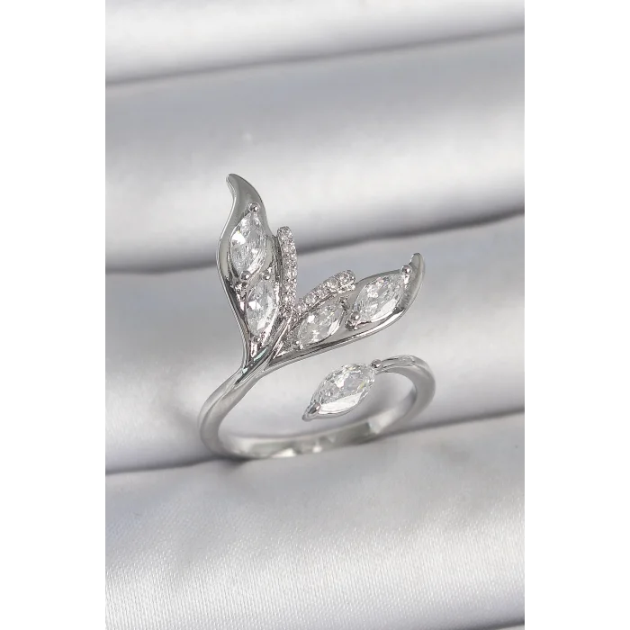 Pirinç Gümüş Renk Zirkon Taşlı Balık Kuyruğu Model Ayarlanabilir Kadın Yüzük