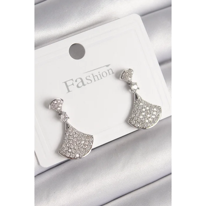 Pirinç Gümüş Renk Zirkon Taşlı Motif Model Kadın Küpe