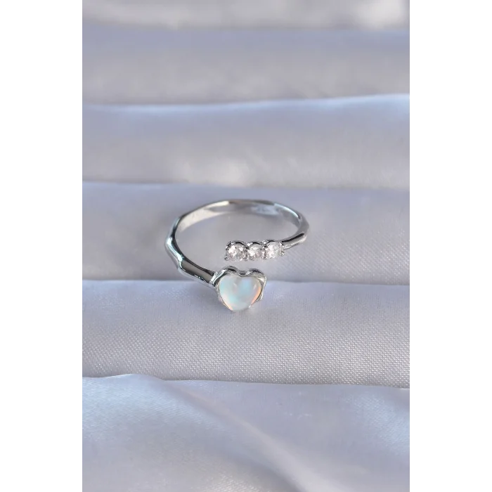 Pirinç Gümüş Renk Zirkon Taşlı Sedefli Kalp Model Ayarlanabilir Yüzük