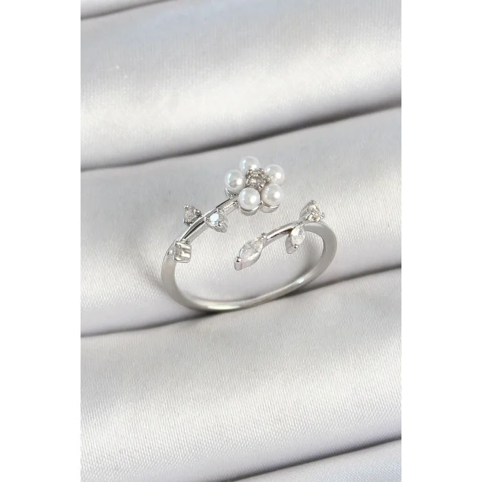 Pirinç İnci Detaylı Papatya Figürlü Zirkon Taşlı Gümüş Renk Ayarlanabilir Kadın Yüzük