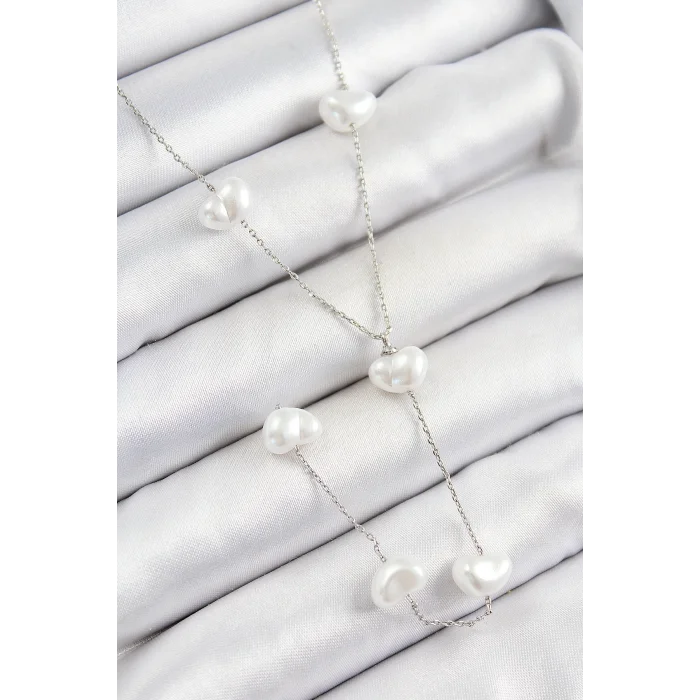 Pirinç İncili Kalp Figürlü Y Model Gümüş Renk Kadın Kolye