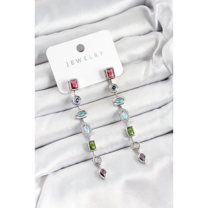 Pirinç Renkli Zirkon Taşlı Sallantılı Model Gümüş Renk Kadın Küpe