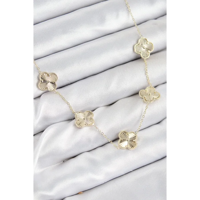 Pirinç VIP Yonca Model Gold Renk Kadın Kolye