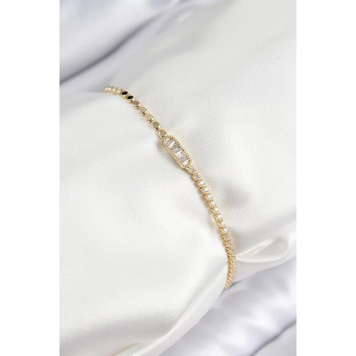 Pirinç Zirkon Taşlı Dikdörtgen Model Ezme Zincir Gold Renk Kadın Bileklik