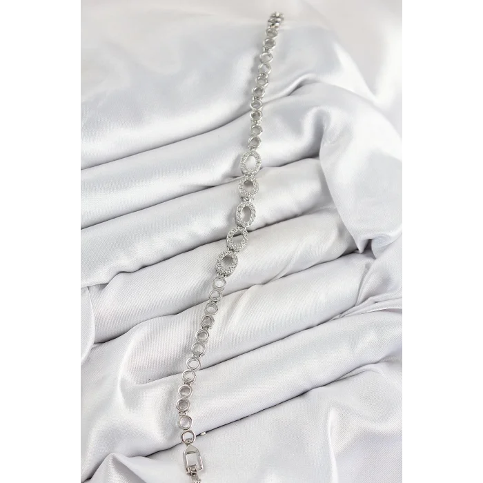 Pirinç Zirkon Taşlı Oval Model Gümüş Renk Kadın Bileklik