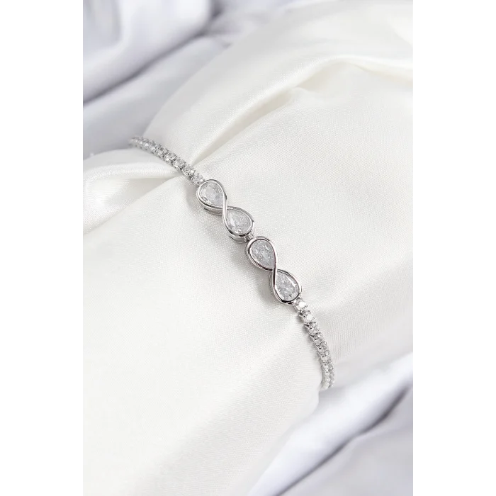 Pirinç Zirkon Taşlı Sonsuzluk Model Gümüş Renk Asansörlü Kadın Bileklik