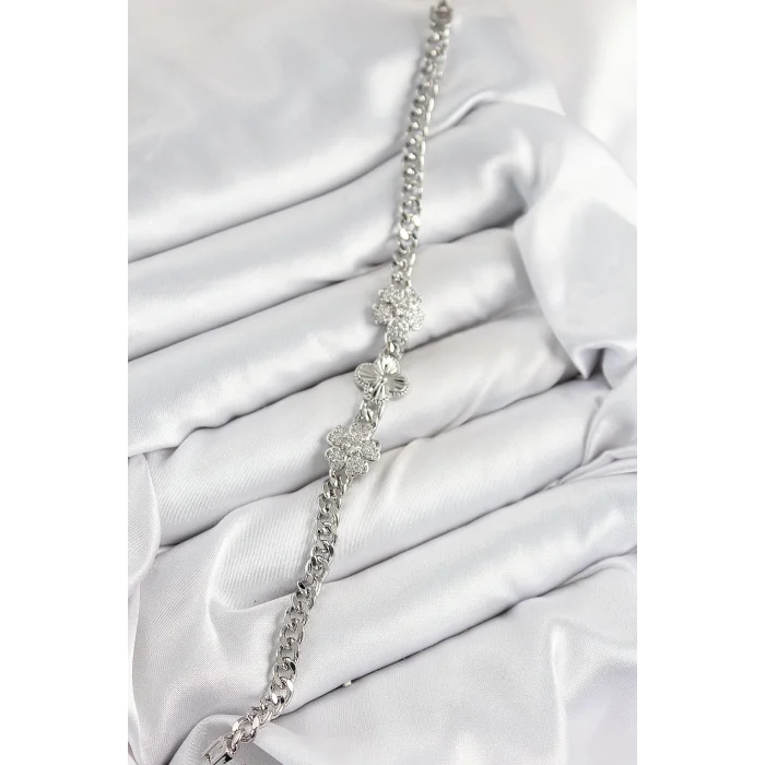 Pirinç Zirkon Taşlı Yonca Model Gümüş Renk Kadın Bileklik