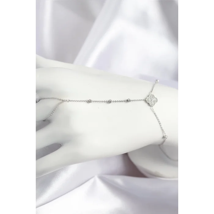 Pirinç Zirkon Taşlı Yonca Model Gümüş Renk Şahmeran